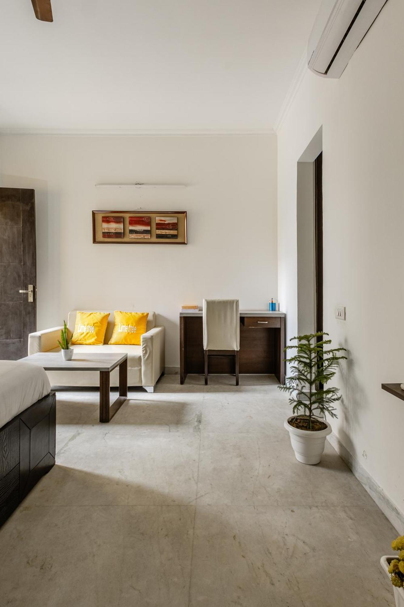 Lime Tree Service Apartment Golf Course Road, Gurgaon Bagian luar foto